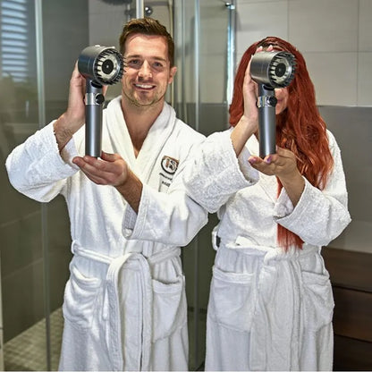 HYDROLUXE™ – Entfernt Chlor und Kalk aus deiner Dusche